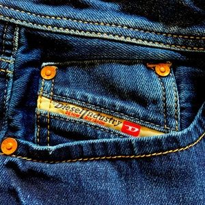 Diesel Dark Blue Jeans W32 L32 new without tag, 100% cotton regular straight fit